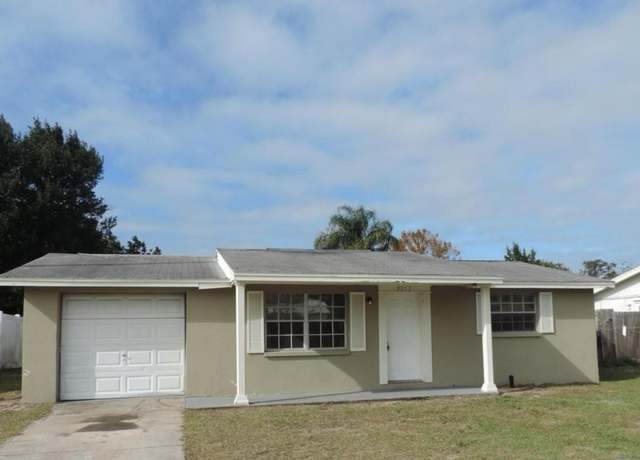 Property at 9315 Gray Fox Ln, Port Richey, FL 34668, 3 beds, 2 baths