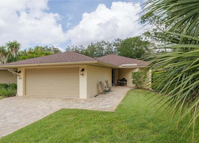 Property at 230 Canterbury Cir, New Smyrna Beach, FL 32168, 2 beds, 2 baths