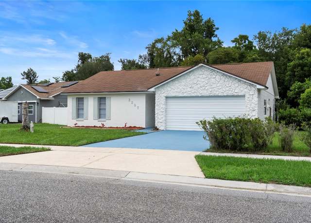 Property at 2207 Viento St, Orlando, FL 32822, 3 beds, 2 baths