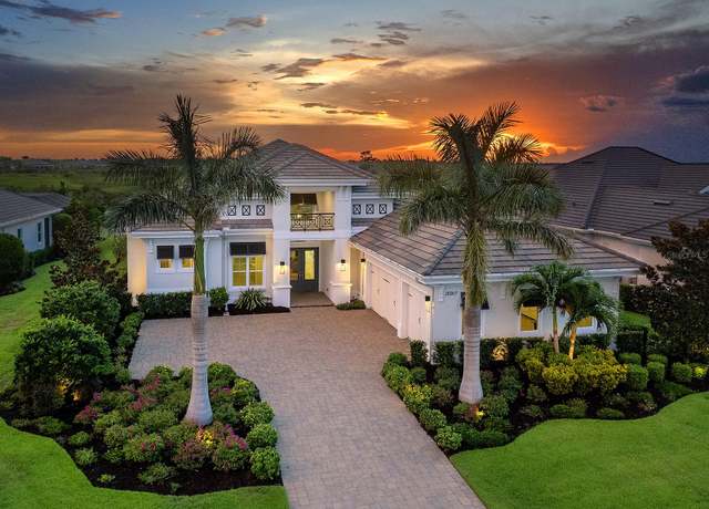 Property at 16917 Clearlake Ave, Lakewood Ranch, FL 34202, 3 beds, 4.5 baths