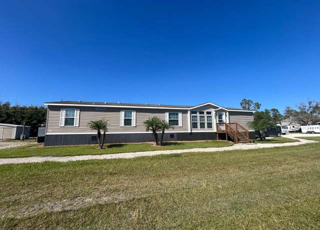 Property at 7207 Acorn Blvd, Punta Gorda, FL 33982, 5 beds, 3 baths