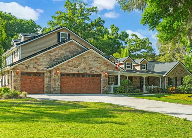 Property at 111 Kentucky Blue Cir, Apopka, FL 32712, 5 beds, 3 baths