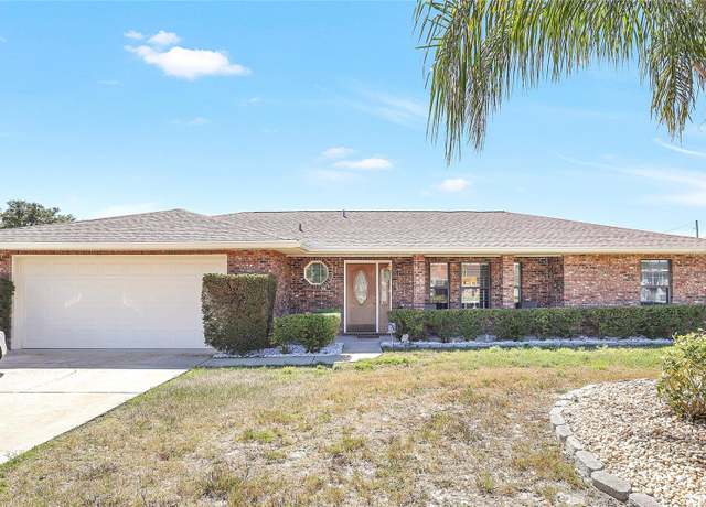 Property at 2102 E Atmore Cir, Deltona, FL 32725, 4 beds, 2 baths