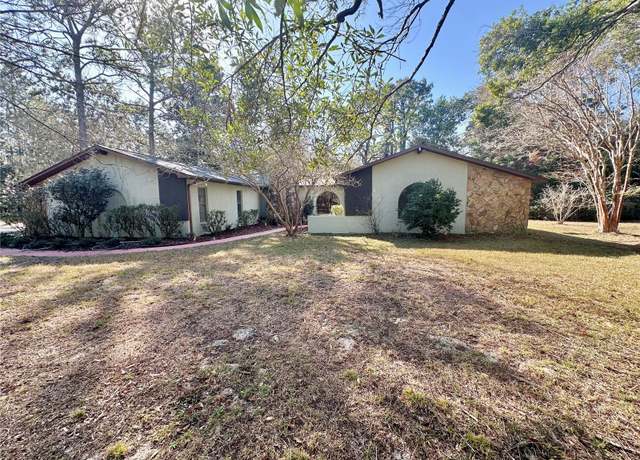 Property at 13076 Kanawha Dr, Weeki Wachee, FL 34614, 3 beds, 2 baths