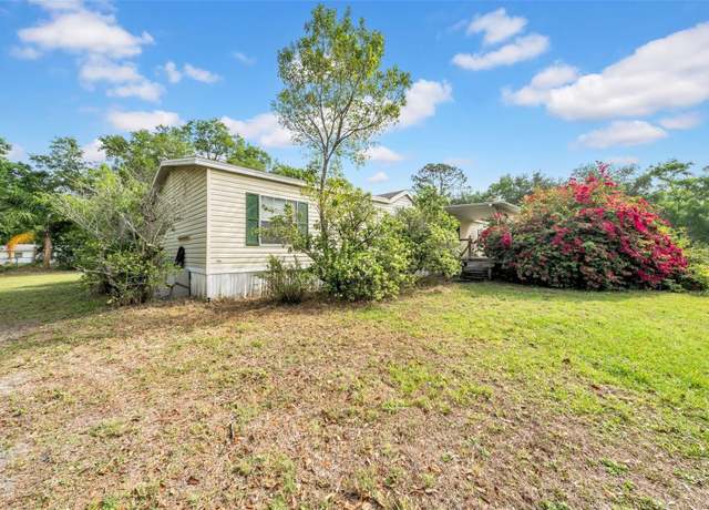 Property at 30125 Clearview Dr, Wesley Chapel, FL 33545, 3 beds, 2 baths
