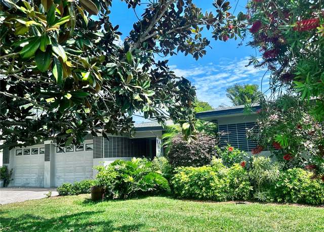 Property at 1345 S Evergreen Ave, Clearwater, FL 33756, 2 beds, 2.5 baths