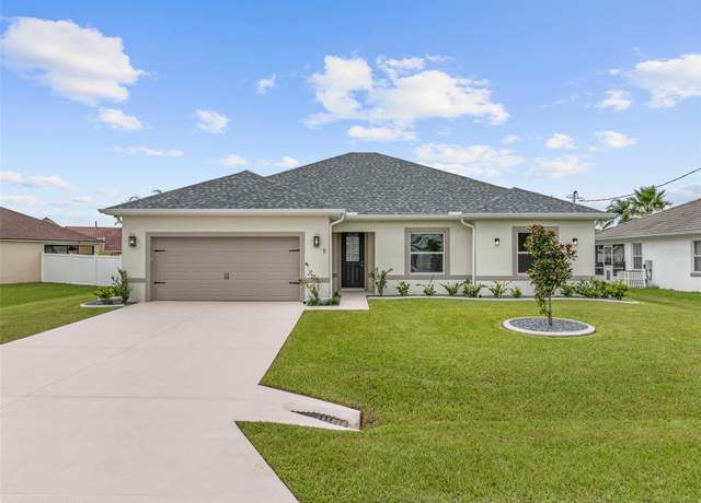 Property at 5 Fifer Ln, Palm Coast, FL 32137, 3 beds, 2 baths