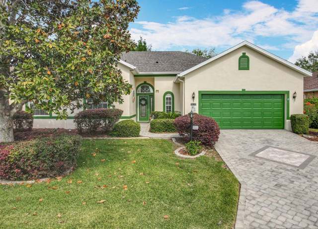Property at 24112 Robinwood St, Leesburg, FL 34748, 2 beds, 2 baths
