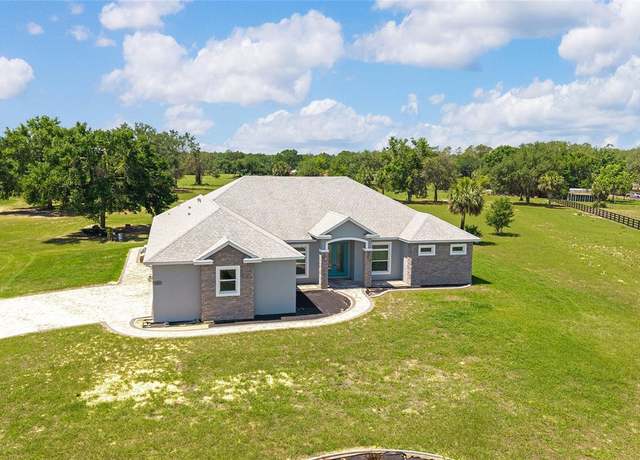 Property at 5489 Nantahala Ln, Lady Lake, FL 32159, 3 beds, 3 baths