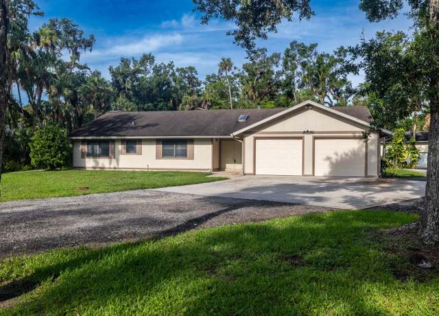 Property at 3804 65th St E, Bradenton, FL 34208, 3 beds, 2 baths