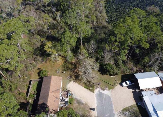 Property at 1312 NE 1st St, Carrabelle, FL 32322