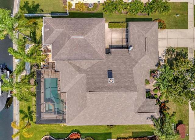 Property at 4735 Halyard Dr, Bradenton, FL 34208, 4 beds, 3 baths