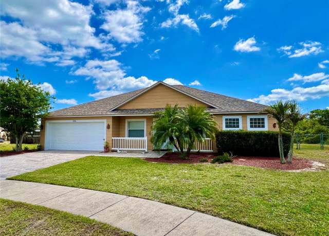 Property at 2926 Brandywine Cir, Titusville, FL 32796, 3 beds, 2 baths