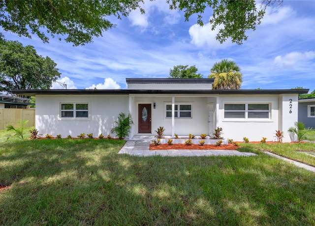Property at 226 Palmyra Dr, Orlando, FL 32807, 4 beds, 3 baths