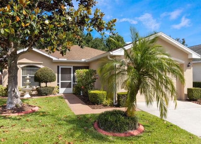 Property at 284 Lake Suzanne Dr, Lake Wales, FL 33859, 2 beds, 2 baths