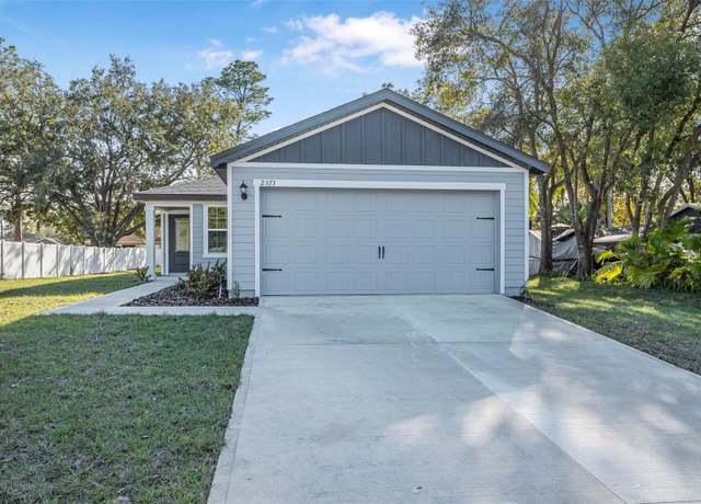 Property at 2373 Weldon Ct, Deltona, FL 32738, 3 beds, 2 baths