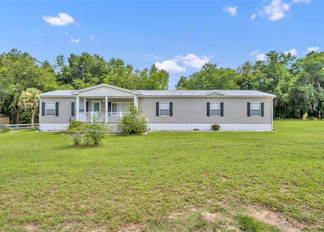 Property at 225 Folklore Dr, Satsuma, FL 32189, 4 beds, 2 baths