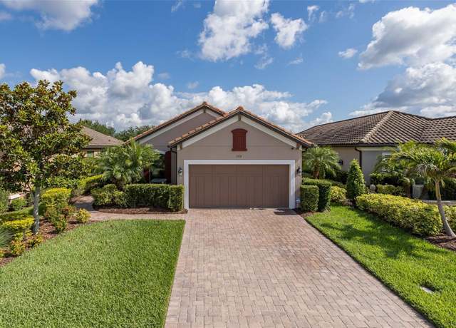 Property at 11611 Callisia Dr, Odessa, FL 33556, 3 beds, 2 baths