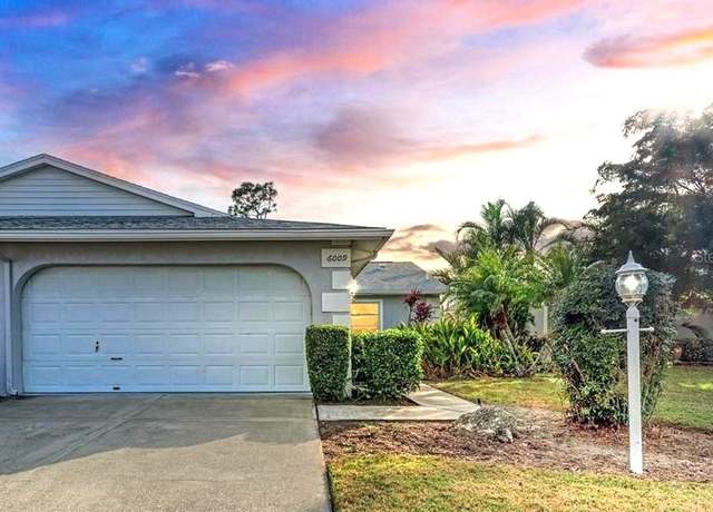 Property at 6009 Bonaventure Pl, Sarasota, FL 34243, 2 beds, 2 baths