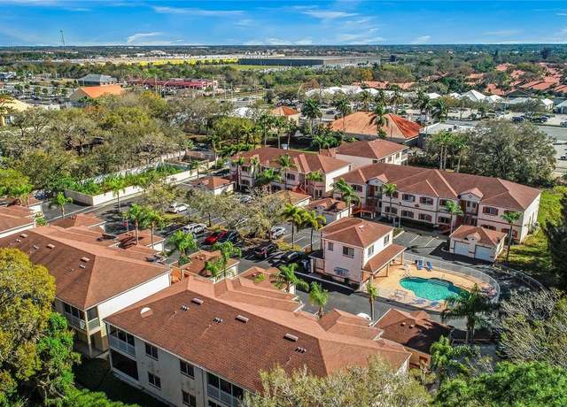 Property at 3958 Mediterranea Cir #411, Sarasota, FL 34233, 3 beds, 2 baths