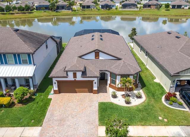 Property at 7859 Yale Harbor Dr, Wesley Chapel, FL 33545, 4 beds, 2 baths
