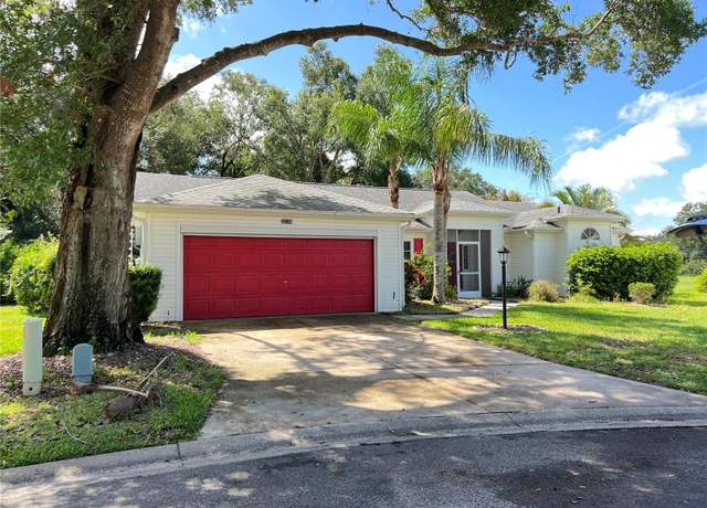 Property at 26338 Glen Eagle, Leesburg, FL 34748, 3 beds, 2 baths