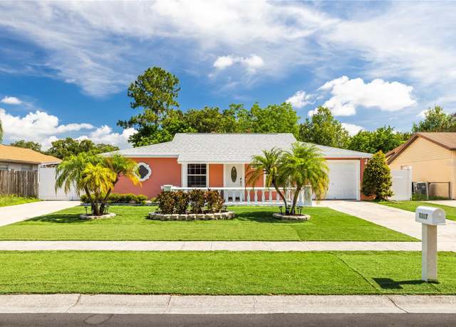 Property at 8807 Oak Cir, Tampa, FL 33615, 4 beds, 4 baths