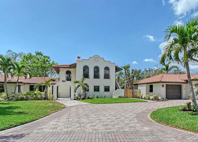 Property at 2833 Bay Shore Cir, Sarasota, FL 34234, 3 beds, 2.5 baths
