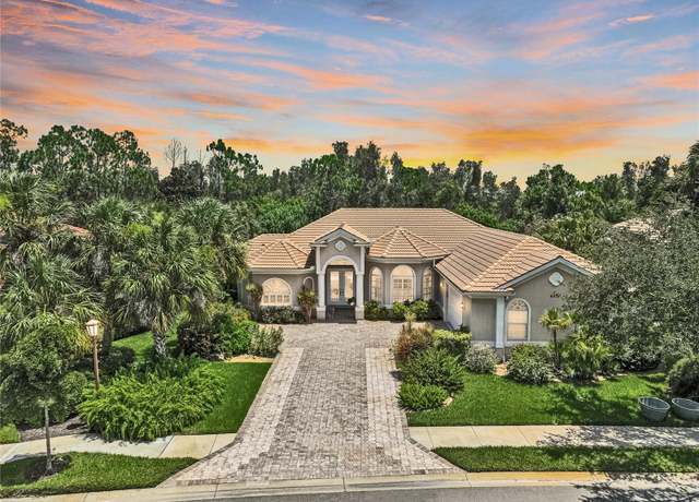 Property at 4376 Corso Venetia Blvd, Venice, FL 34293, 3 beds, 2.5 baths