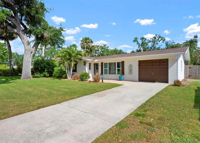 Property at 348 Dorchester Dr, Venice, FL 34293, 2 beds, 1.5 baths