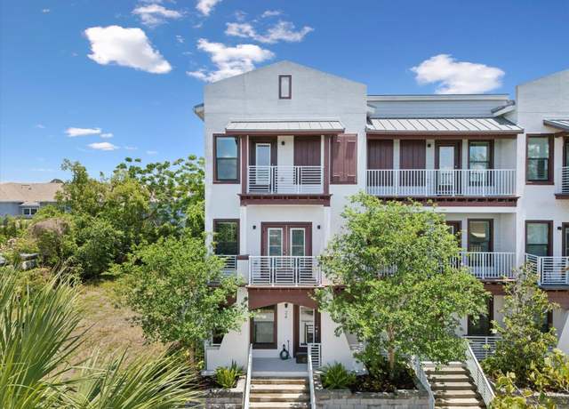 Property at 946 Highland Ave #24, Dunedin, FL 34698, 3 beds, 3.5 baths