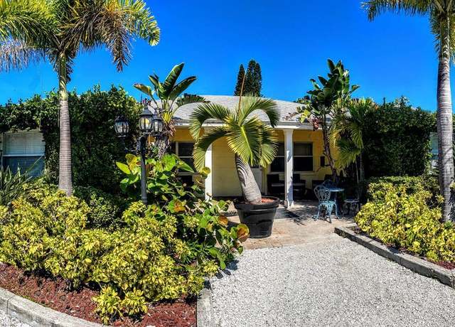 Property at 42 Somerset St, Clearwater Beach, FL 33767, 10 beds, 6 baths