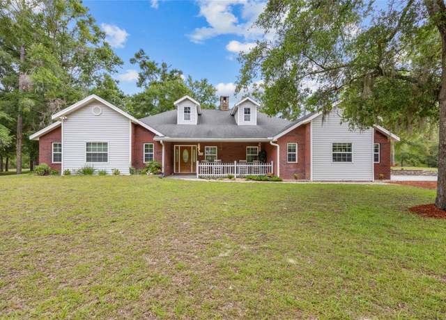 Property at 1827 SW Shiloh St, Fort White, FL 32038, 4 beds, 3.5 baths