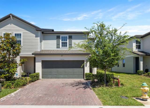 Property at 1425 Prairie Meadows Way, Ocoee, FL 34761, 3 beds, 2.5 baths