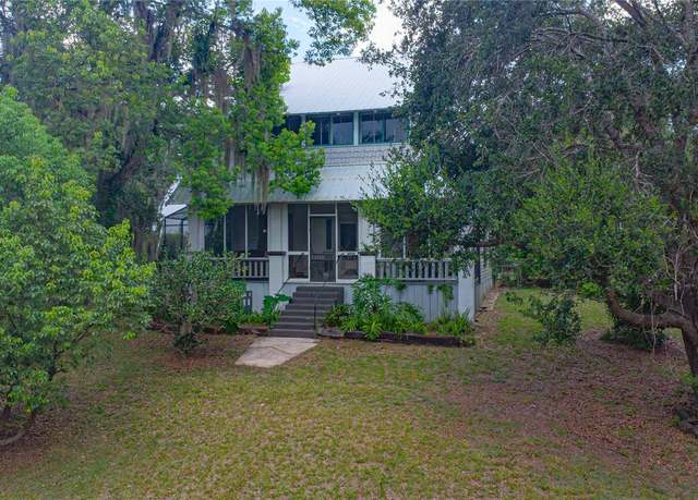 Property at 960 Marion St, Lake Helen, FL 32744, 3 beds, 2 baths