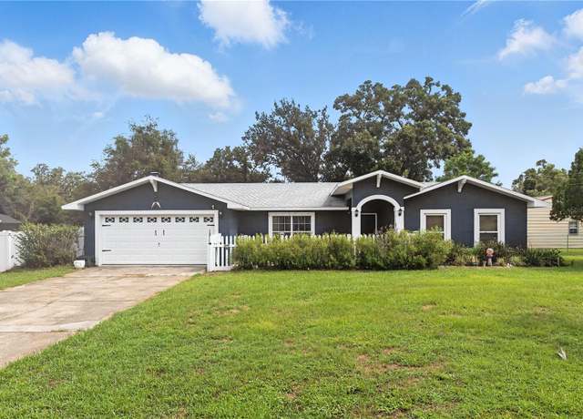 Property at 37331 Hickory Hill Ln, Dade City, FL 33525, 4 beds, 3 baths
