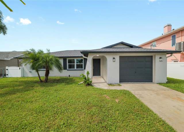 Property at 6617 Harbor Dr, Hudson, FL 34667, 2 beds, 2 baths