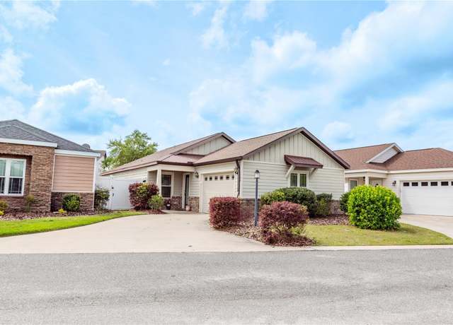 Property at 1736 SW 247th St, Newberry, FL 32669, 3 beds, 2 baths