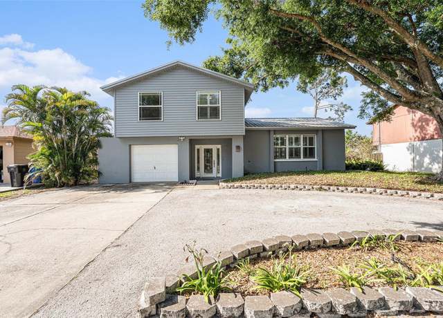Property at 8212 Malvern Cir, Tampa, FL 33634, 3 beds, 2.5 baths