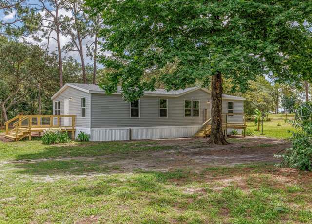 Property at 8231 SE 117th Ave, Morriston, FL 32668, 3 beds, 2 baths