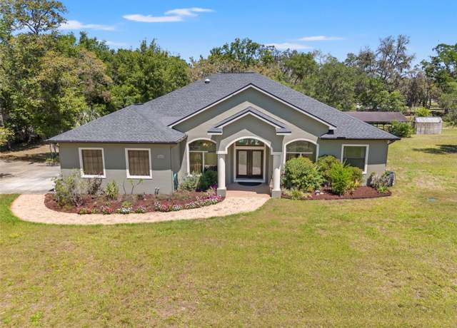 Property at 10645 Fawn Dr, New Port Richey, FL 34654, 4 beds, 3 baths
