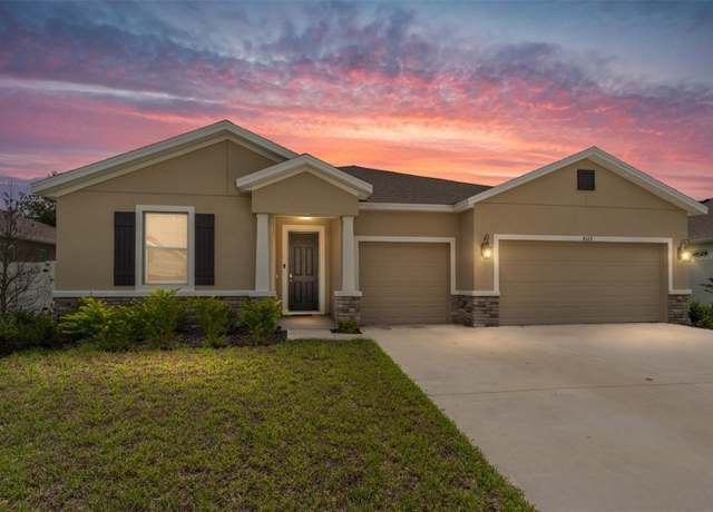 Property at 8123 SW 57th Ct, Ocala, FL 34476, 4 beds, 3.5 baths
