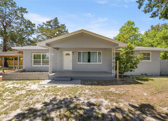 Property at 1025 NE 4th St, Chiefland, FL 32626, 3 beds, 1 bath