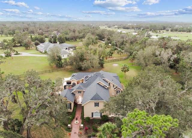 Property at 12709 Mannhurst Oak Ln, Lithia, FL 33547, 6 beds, 4 baths