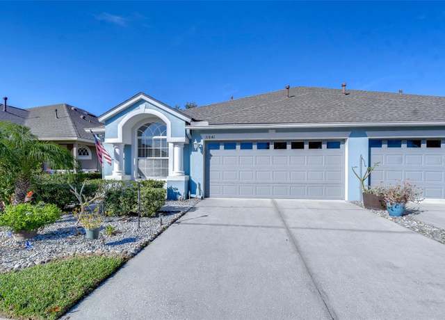 Property at 31841 Larkenheath Dr, Wesley Chapel, FL 33543, 2 beds, 2 baths