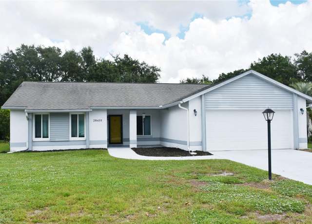 Property at 28435 Trident Ct, Wesley Chapel, FL 33543, 2 beds, 2 baths