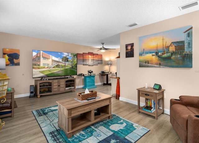 Property at 10038 62nd Ter N #2, St Petersburg, FL 33708, 1 bed, 1 bath