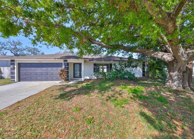 Property at 7104 13th St E, Sarasota, FL 34243, 3 beds, 2 baths