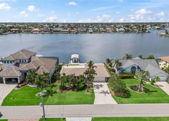Property at 617 SW 51st Ter, Cape Coral, FL 33914, 2 beds, 2 baths