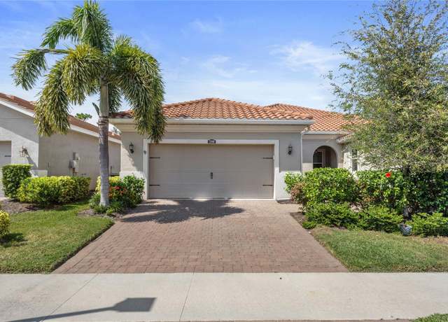 Property at 12000 Tapestry Ln, Venice, FL 34293, 2 beds, 2 baths